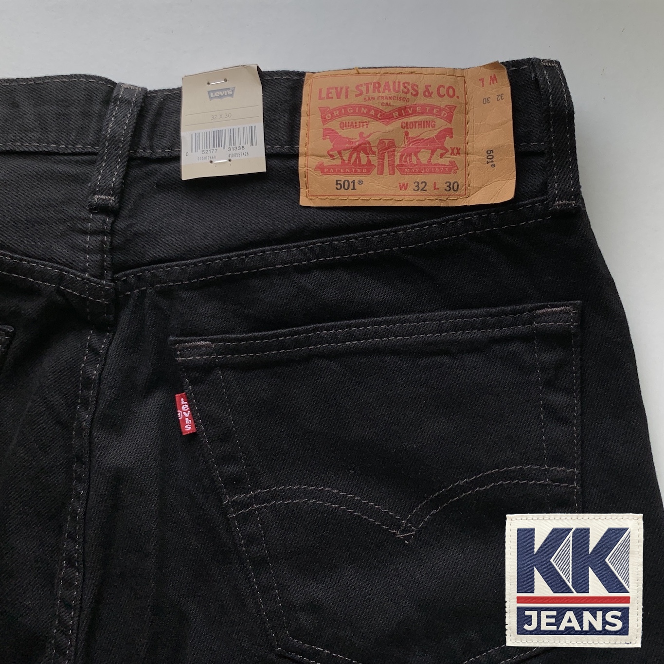 กางเกงยีนส์ Levi's 501 SuperBlack สีดำ Made in Egypt ของแท้ 100% 10